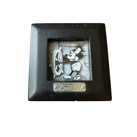 Disney Accessories - Disney 75th Anniversary Steamboat Willie Collectors Watch with Box & Papers